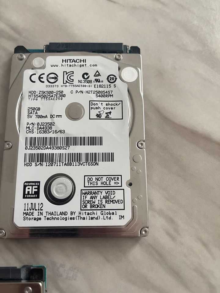 3 x 2,5 Zoll HDD Festplatte 2 Stück 250GB  1 Stück 120 GB Konvult in Hannover