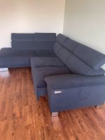 Sofa mit ausziehbarer, elektrischer Relaxfunktion Düsseldorf - Garath Vorschau
