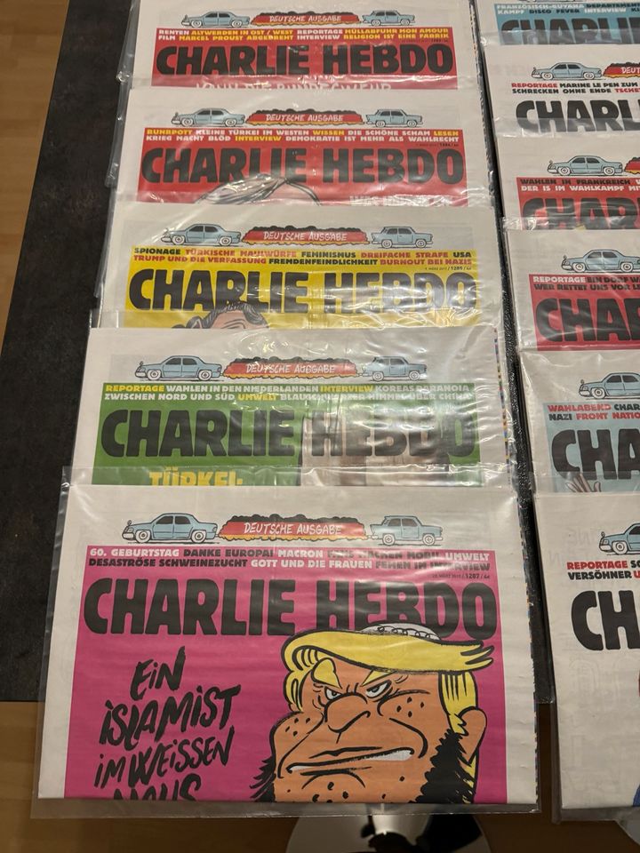 Charlie Hebdo *Sammlung* in Schwalbach