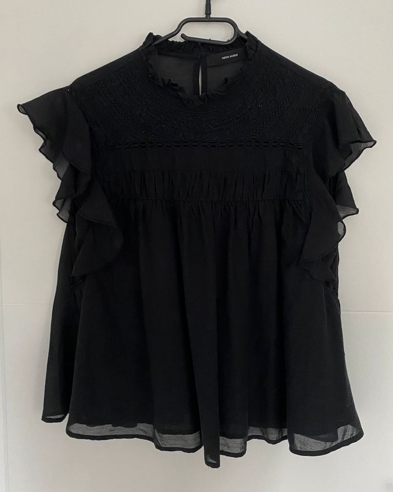 Vero Moda Bluse top T-Shirt schwarz 38 L in Verl
