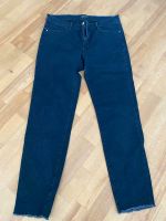 Jeans DKNY  dunkel blau Gr. 29 Top Damen Hessen - Kassel Vorschau