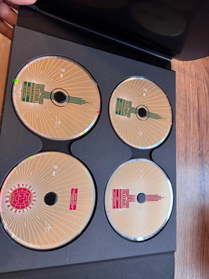 Rammstein, Völkerball, limitierte Edition, Buch mit CD‘s und DVD‘ in Markneukirchen