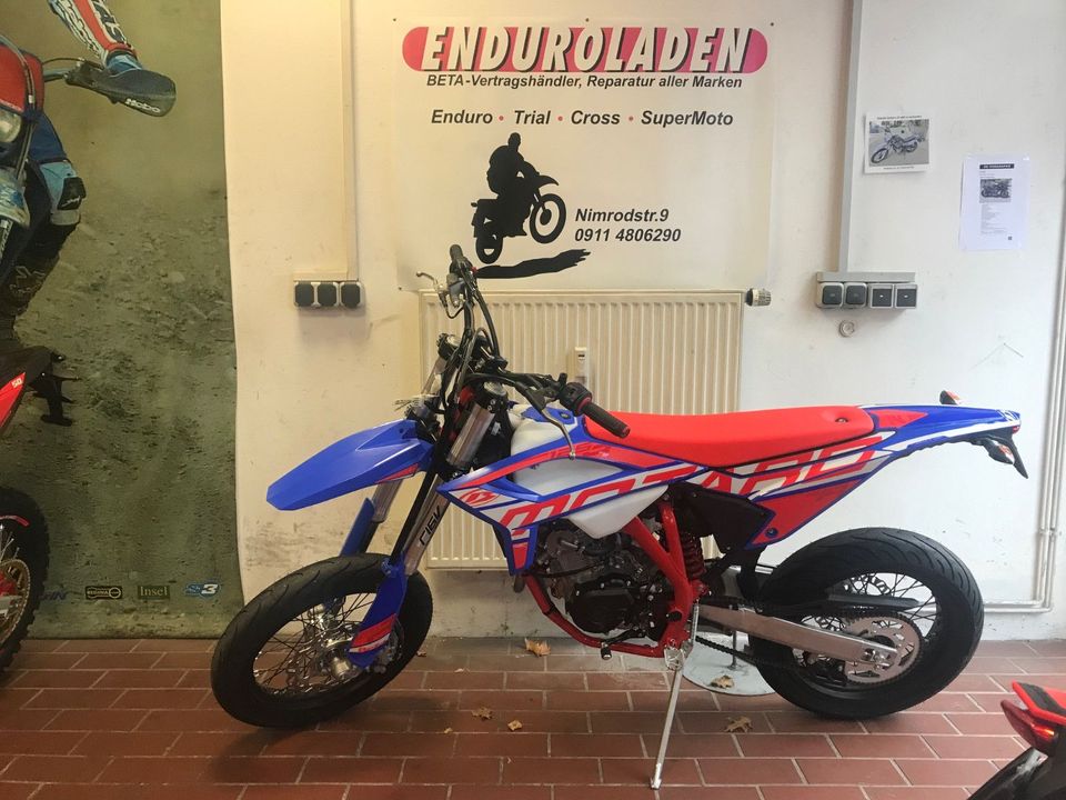 Beta RR50 Track SPM Motard blau sofort lieferbar in Nürnberg (Mittelfr)