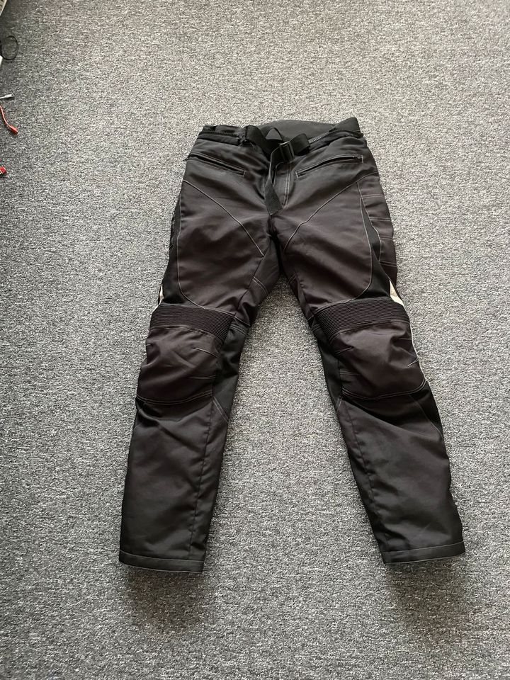 Motorradhose Probiker / Größe 52 / Schwarz z in München