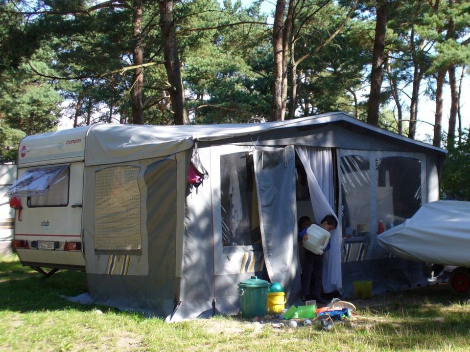 Wohnwagen Bürstner Club 465 TN in Freiberg