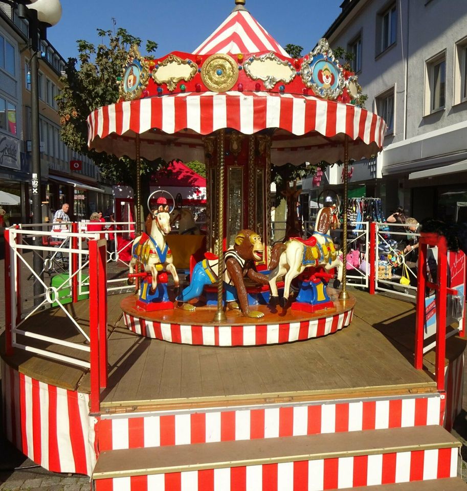 Nostalgisches Kinderkarussell, Kinderkarussell mieten in Bestwig