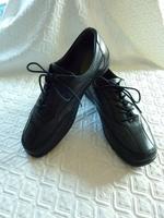 Ara Luftpolster klassische Schnürschuhe schwarz Echtleder Gr.7,5 Bayern - Sindelsdorf Vorschau