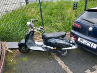 Roller  in vespa format zu  verkaufen Bochum - Bochum-Südwest Vorschau