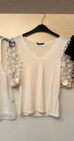 Shirt m. 3D-Blumen weiß - Shein  - Gr. S - gebraucht München - Trudering-Riem Vorschau