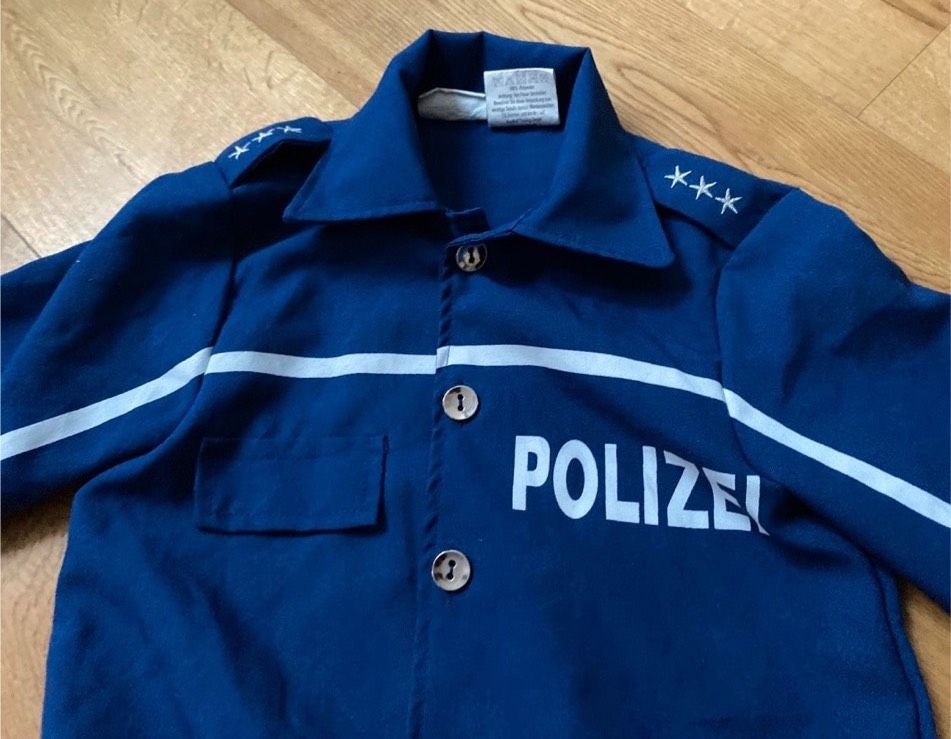 Kostüm Polizist in 122 / 128 - Verkleidung Polizei / Karneval in München