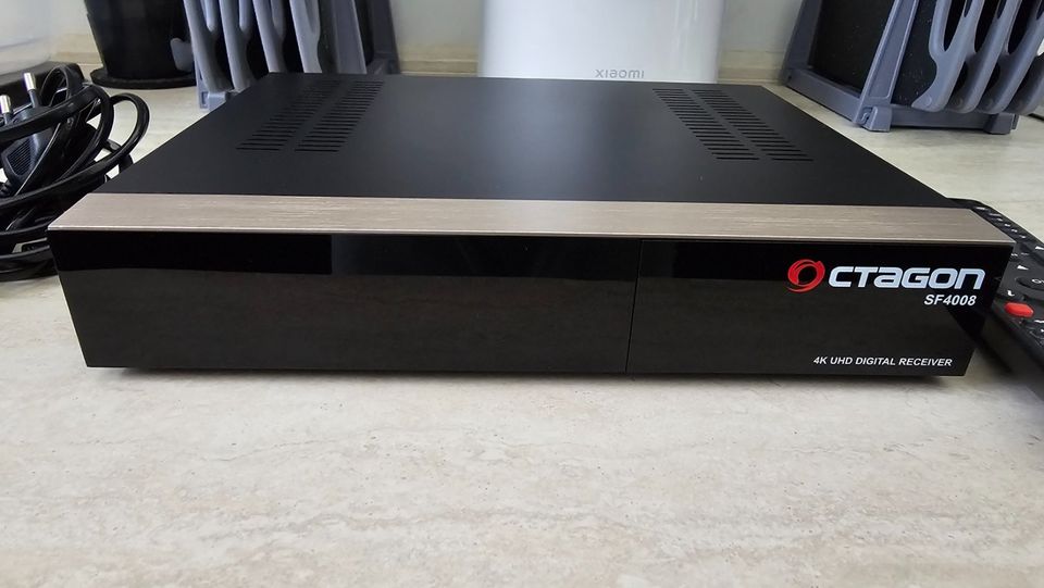 Octagon SF4008 4K UHD Receiver ++ Enigma ++ 2x DVB-S – 1x DVB-C in Duisburg