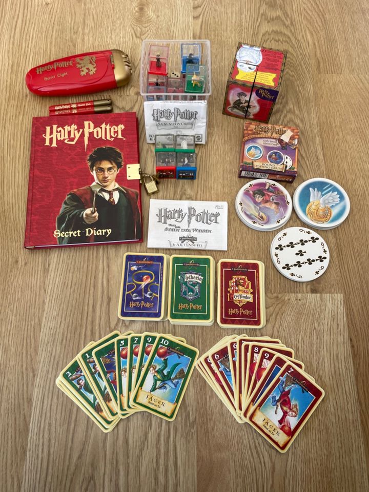 Harry Potter Sammlung Paket Spiele Karten Tagebuch Würfel in Baden-Baden