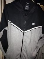 Nike joginganzug   L Saarbrücken-Dudweiler - Herrensohr Vorschau