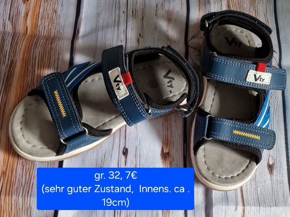 Jungs Schuhe gr. 22-33 in Karlsruhe