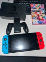 Nintendo Switch mit mariokart 8 deluxe & Controller inkl Zubehör Hessen - Raunheim Vorschau