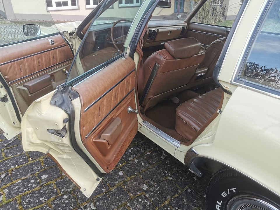 Buick Century Luxus Station Wagon 5,7L V8 7 Sitzer USCar Oldtimer in Schimberg