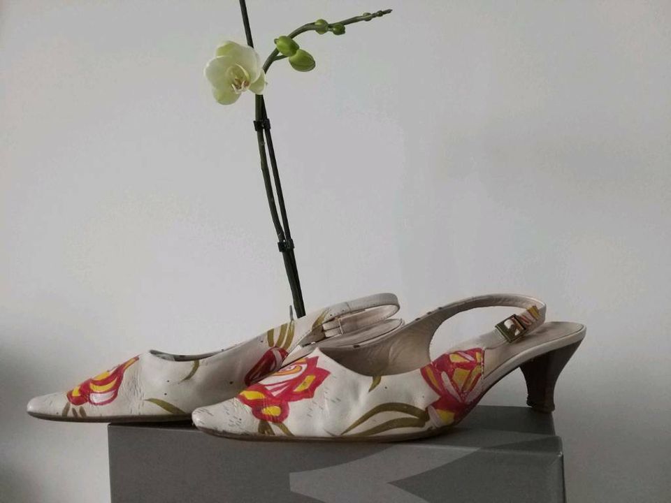 MARIPE Sling Pumps florales Design handmade Schuhe Damen Gr. 39 in München