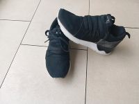 Schöne schwarze Asics Sneaker in der Größe 37 Essen - Bredeney Vorschau