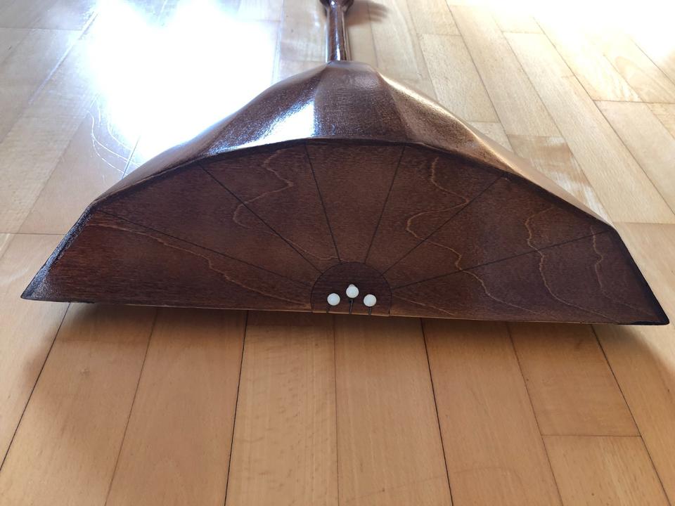 Russische Balalaika Musik Zupf Instrument 3-Saitig 76cm Gitarre in Kornwestheim