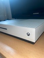 Xbox One S mit 60 FPS + Xbox & Gaming-Controller gaming set Hessen - Fulda Vorschau