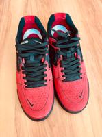 Nike ishod Sneaker Sportschuh wie neu, Gr. 42 US 8,5 UK 7,5 Hessen - Wehretal Vorschau