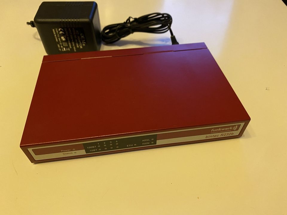 Bintec R232b VPN Firewall - Router Funkwerk in Husum