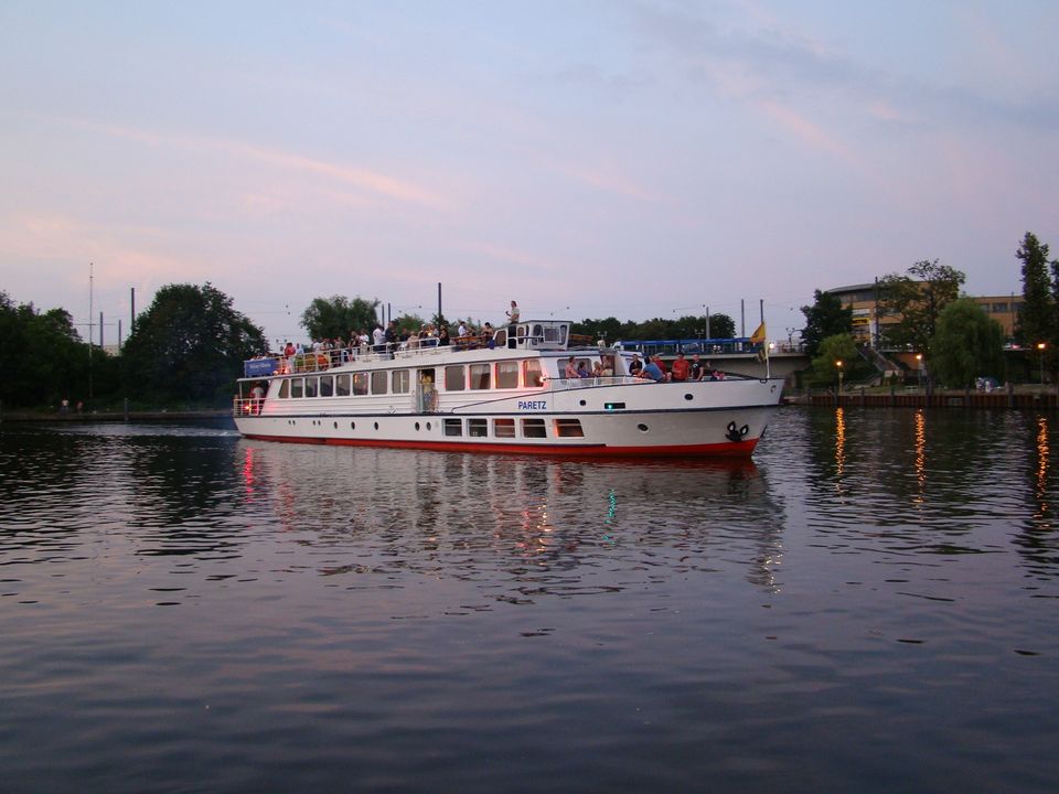 Fahrgastschiff MS Paretz - 124 Innenplätze, rollstuhlgerecht in Potsdam