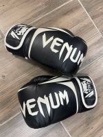 Venum Boxhandschuhe wie neu Boxen MMA Thai wie neu Saarland - Schwalbach Vorschau