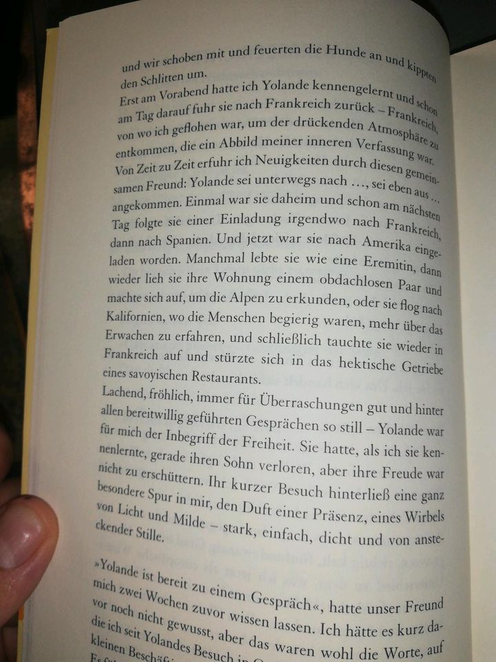 Erfahrung Erleuchtung Serrano Vidal Frau Sommertag Gedanken Kopf in Berlin