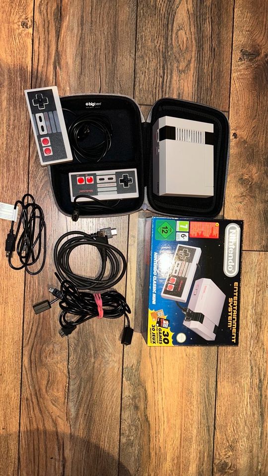 Nintendo NES Mini Konsole mit Zubehör und OVP *wie neu* in Breitscheidt