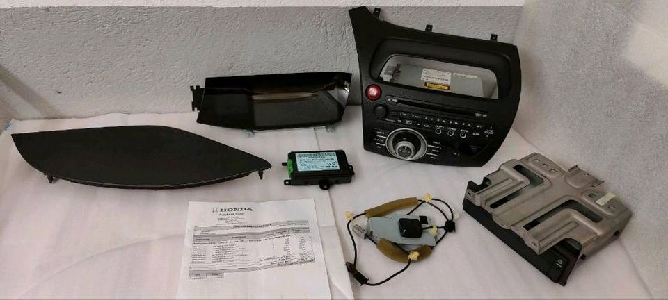 OEM Honda Civic VIII FK FN Einbauset Navigation Navi Radio Umbau in  Baden-Württemberg - Offenburg | Ersatz- & Reparaturteile | eBay  Kleinanzeigen ist jetzt Kleinanzeigen