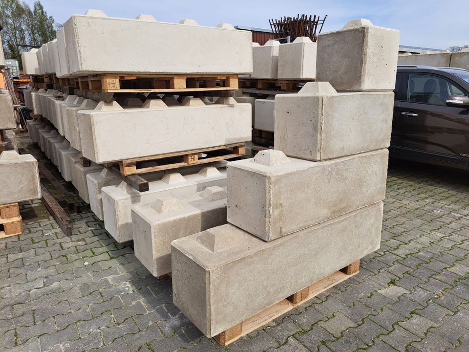 Betonblocksteine 1,60x0,40x0,40 in Osnabrück