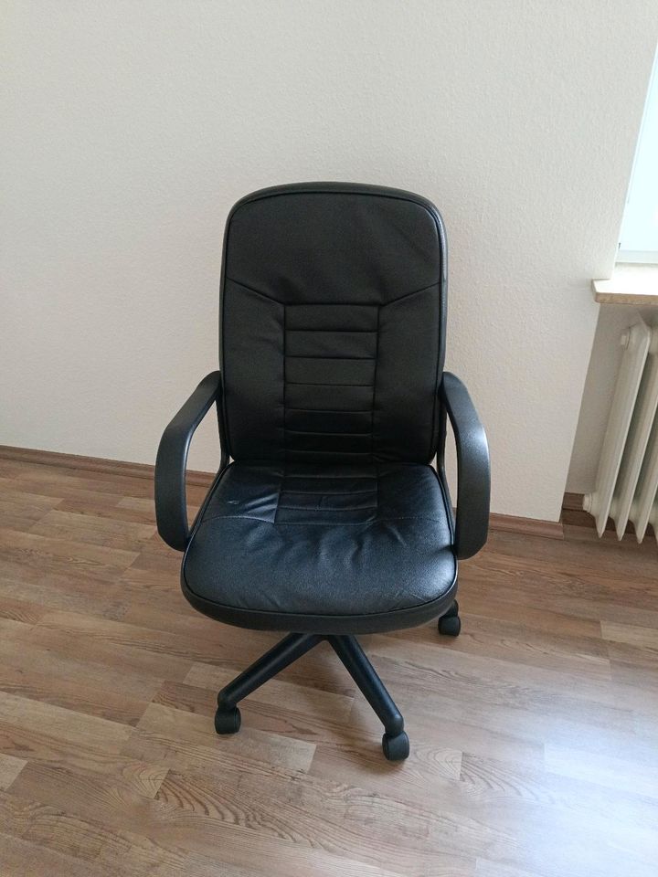 Bürostuhl Schwarz in Langensendelbach