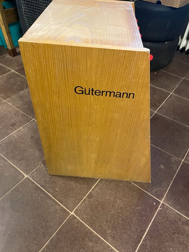 Gütermann Nähgarn Schrank Regal Display in Walsheim