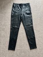 Vila Legging Lederimitat Schwarz Gr. 38 Niedersachsen - Buxtehude Vorschau