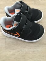 Sneakers Nike Größe 22 Nordrhein-Westfalen - Dormagen Vorschau