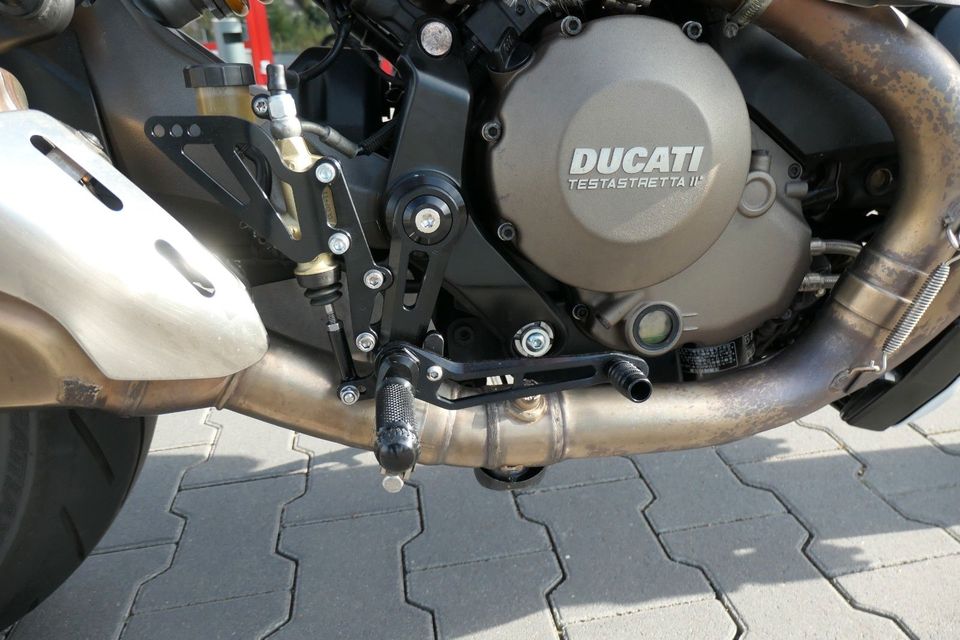 Ducati Monster 1200 S Öhlins REDUZIERT in Datteln