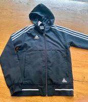 Adidas Trainingsjacke Kids / Größe S Nordrhein-Westfalen - Grefrath Vorschau