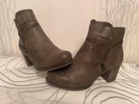 Mustang Stiefeletten Nordrhein-Westfalen - Overath Vorschau
