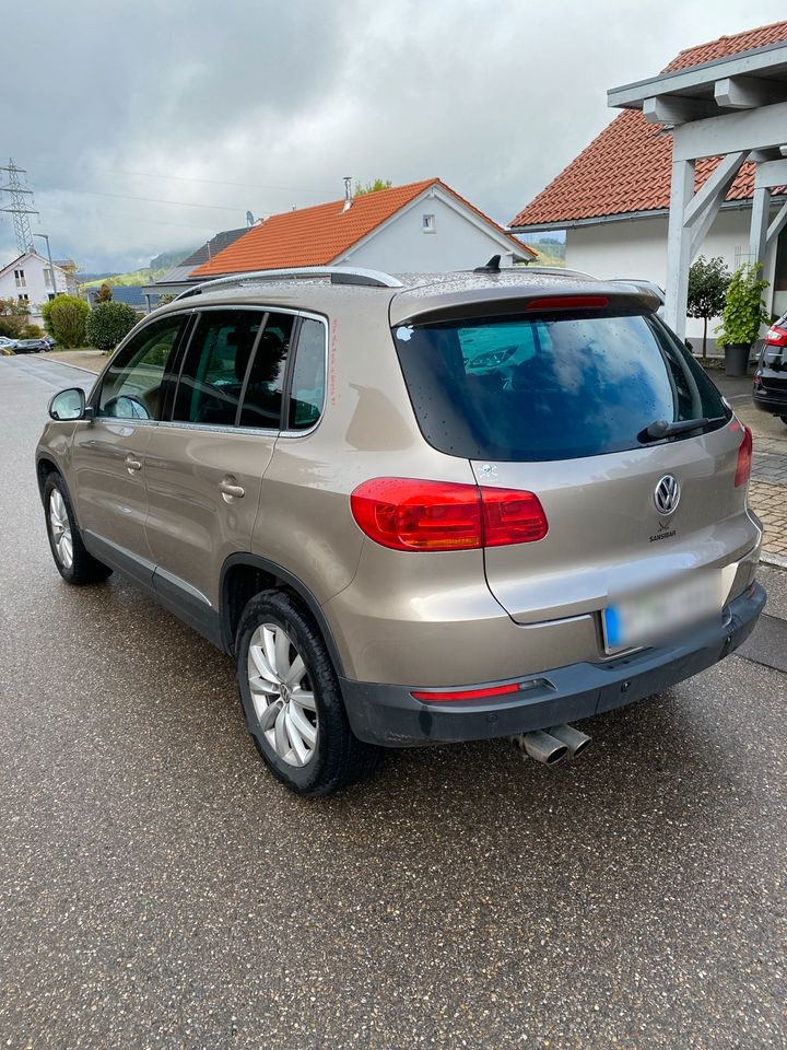 VW Tiguan 2.0 TDI 4motion Titanium Beige Metallic, AHK in Weilheim