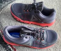 Reebok Schuhe 38,5 Sportschuhe Niedersachsen - Moormerland Vorschau