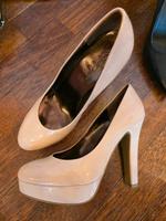 Esprit Pumps nude Lackoptik Größe 39 Bayern - Küps Vorschau