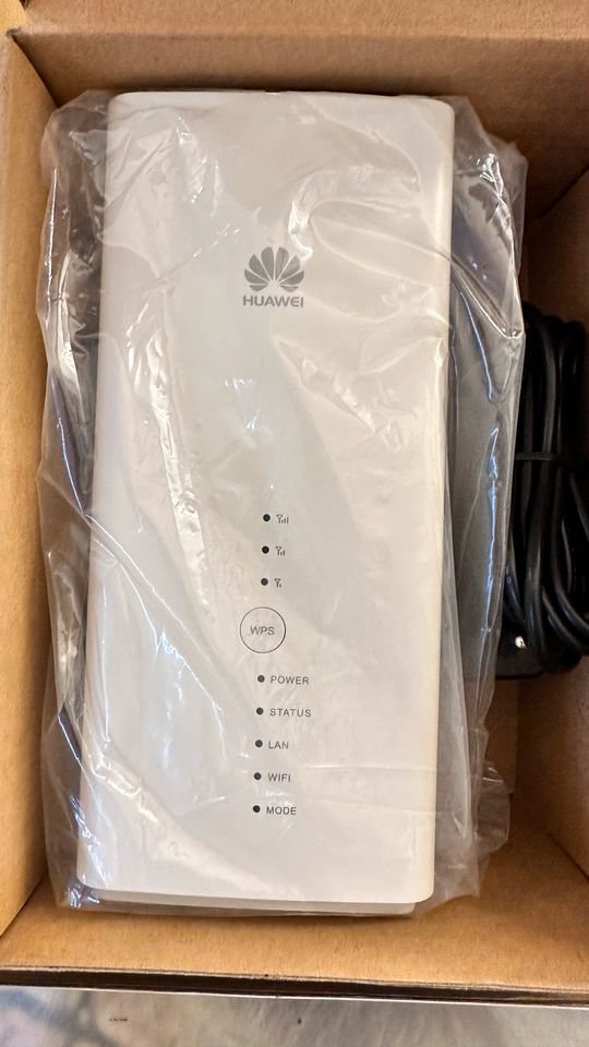 Huawei B618s-22 LTE Router mit Telefon Port in Lohmar