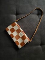 Vintage Tasche Leder Schachbrett Karo Muster Nordrhein-Westfalen - Erkrath Vorschau
