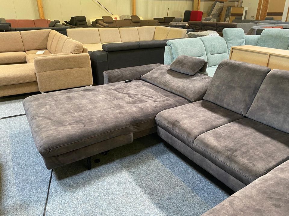 Sofa Wohnlandschaft mit El Relax Funktion Federkern in Neuenkirchen