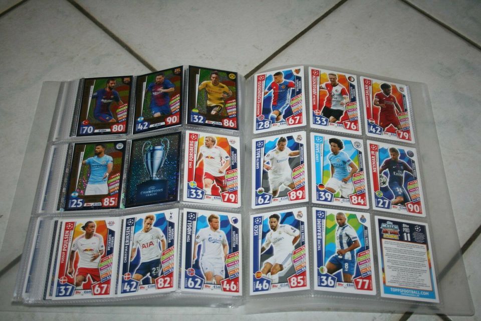 Match Attax Champions League 2017/2018 Sammelmappe komplett in Romrod