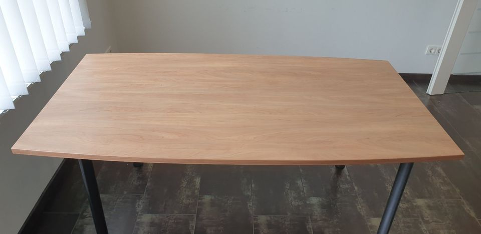 Tisch aus Büroauflösung 1,60m x 0,80m Kirsche Top in Husum