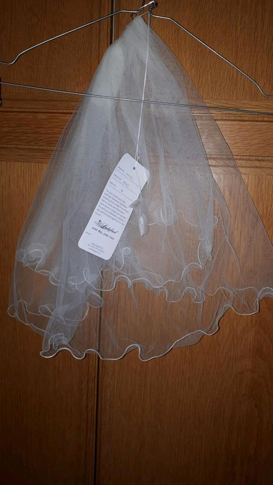 Ladybird Brautkleid Hochzeitskleid Größe USA 34 mit Zubehör in Kronach