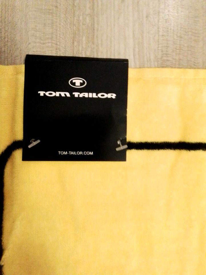 Strandtuch Badetuch von Tom Tailor neu unbenutzt  150 cm x 75 cm in Jena