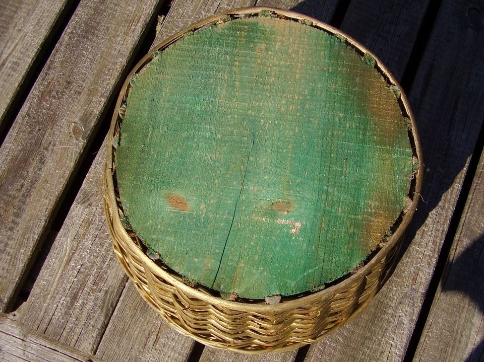 Korb aus Rattan rund Geschenkkorb Deko Garten Frühling in Nordendorf